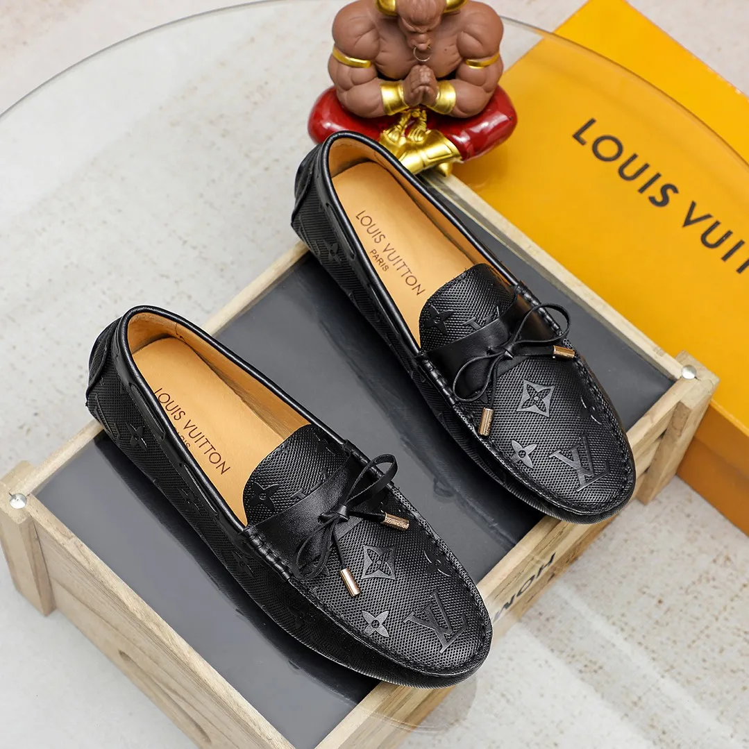 Men's shoes 💰360 💰 LV Louis Vuitton's top-quality Peaches men's shoes 💯Original copy of the official website, the upper is made of imported official website 1:1 material ❌Italian 🇮🇹 cowhide surface, imported pigskin lining. It’s definitely not made with ordinary craftsmanship, it’s the model used by celebrities! The factory’s craftsmanship is designed to create the most perfect shoes for trendy men! Colors available! 38-45 yards